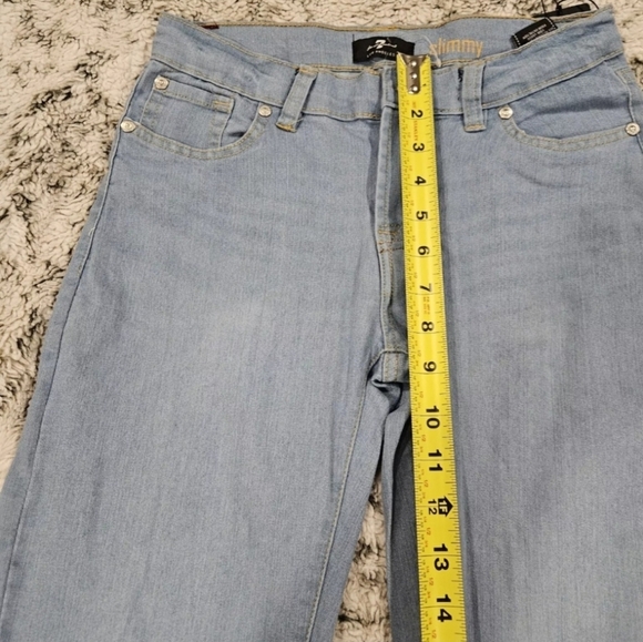 7 For All Mankind Youth 10 NWT Light Wash Slimmy Airweft Denim Adjustable Waist - Picture 9 of 11